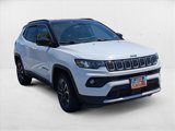 Used 2023 Jeep Compass Limited image 3