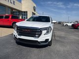 Used 2023 GMC Terrain SLT image 3