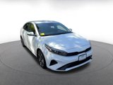 Used 2023 Kia Forte LXS w/ LXS Technology Package image 3