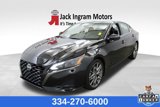 Used 2023 Nissan Altima 2.0 SR image 2