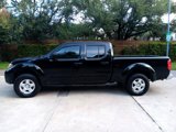Used 2016 Nissan Frontier SV image 2