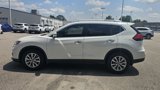Used 2017 Nissan Rogue SV w/ SV Premium Package image 5