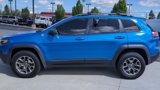 Used 2020 Jeep Cherokee Trailhawk image 3