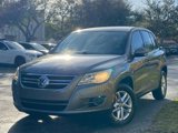 Used 2010 Volkswagen Tiguan SEL image 2