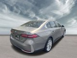 Used 2024 BMW 530i xDrive w/ Premium Package image 5