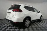 Used 2019 Nissan Rogue SV image 3