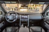 Used 2018 Land Rover Discovery HSE image 3