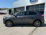 Used 2019 Ford Edge Titanium image 4
