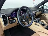 Certified 2022 Porsche Cayenne image 4