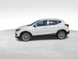 Used 2021 Nissan Rogue Sport SV image 3