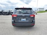 Used 2017 Kia Sedona LX w/ LX Essentials Premium Package image 5