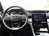 New 2025 Jeep Grand Cherokee Altitude image 5