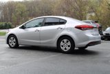 Used 2017 Kia Forte LX w/ LX Popular Package image 4