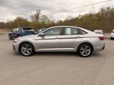 Used 2024 Volkswagen Jetta SE image 2
