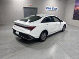 New 2025 Hyundai Elantra SE image 5