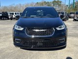 New 2025 Chrysler Pacifica Select image 2