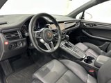 Certified 2021 Porsche Macan image 4