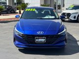 Used 2022 Hyundai Elantra SEL w/ Convenience Package image 2