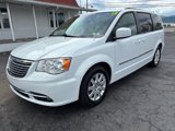 Used 2016 Chrysler Town & Country Touring image 3