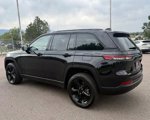 Used 2023 Jeep Grand Cherokee Altitude image 5