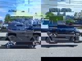 New 2025 Chevrolet Equinox LT w/ Convenience Package II image 2