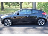 Used 2013 Hyundai Veloster w/ Tech Pkg image 4