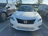 Used 2013 Nissan Altima 2.5 SL w/ Technology Pkg image 4