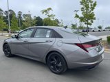 Used 2022 Hyundai Elantra SEL w/ Cargo Package image 6