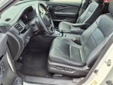 Used 2019 Honda Pilot Touring image 4
