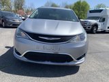 Used 2020 Chrysler Pacifica Touring-L image 6