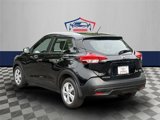 Used 2018 Nissan Kicks S image 5