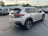 Used 2023 Nissan Rogue Platinum w/ Platinum Premium Package image 3