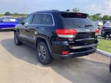Used 2019 Jeep Grand Cherokee Laredo w/ 18" Wheel & 8.4" Radio Group image 5