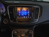 Used 2015 Chrysler 200 Limited w/ Convenience Group image 4