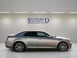Used 2018 Chrysler 300 Limited w/ Safetytec Plus Group image 5