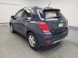 Used 2019 Chevrolet Trax LT w/ LT Convenience Package image 5