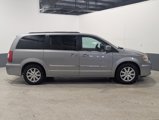 Used 2016 Chrysler Town & Country Touring w/ Driver Convenience Group image 2