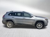 Used 2019 Jeep Cherokee Latitude w/ Cold Weather Group image 2