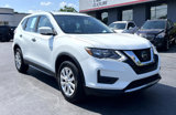 Used 2018 Nissan Rogue S image 2