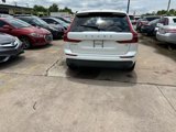 Used 2019 Volvo XC60 T5 Momentum w/ Multimedia Package image 5