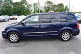 Used 2016 Chrysler Town & Country Touring w/ Driver Convenience Group image 5