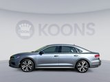Used 2022 Volkswagen Passat 2.0T SE image 2