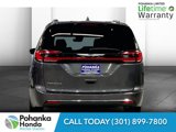 Used 2022 Chrysler Pacifica Touring-L image 4