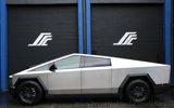Used 2024 Tesla Cybertruck AWD Crew Cab image 2