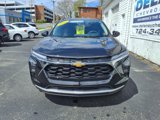 Certified 2025 Chevrolet Trax LT image 2