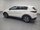 Used 2020 Kia Sportage LX image 3