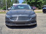 Used 2018 Ford Fusion SE image 2