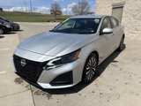Used 2023 Nissan Altima 2.5 SV image 2