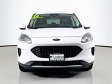 Used 2020 Ford Escape SE image 2