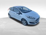Used 2015 Ford Fiesta SE image 1